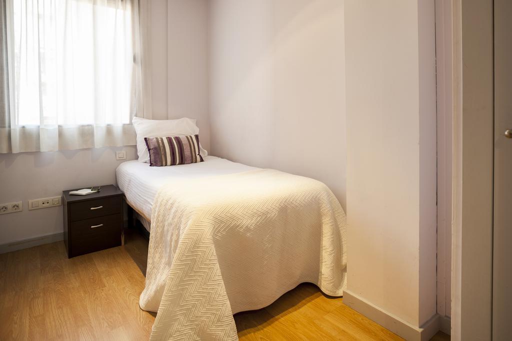 Short Stay Group Camp Nou Serviced Apartments Barcelona Exterior photo