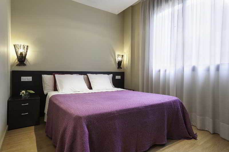 Short Stay Group Camp Nou Serviced Apartments Barcelona Exterior photo