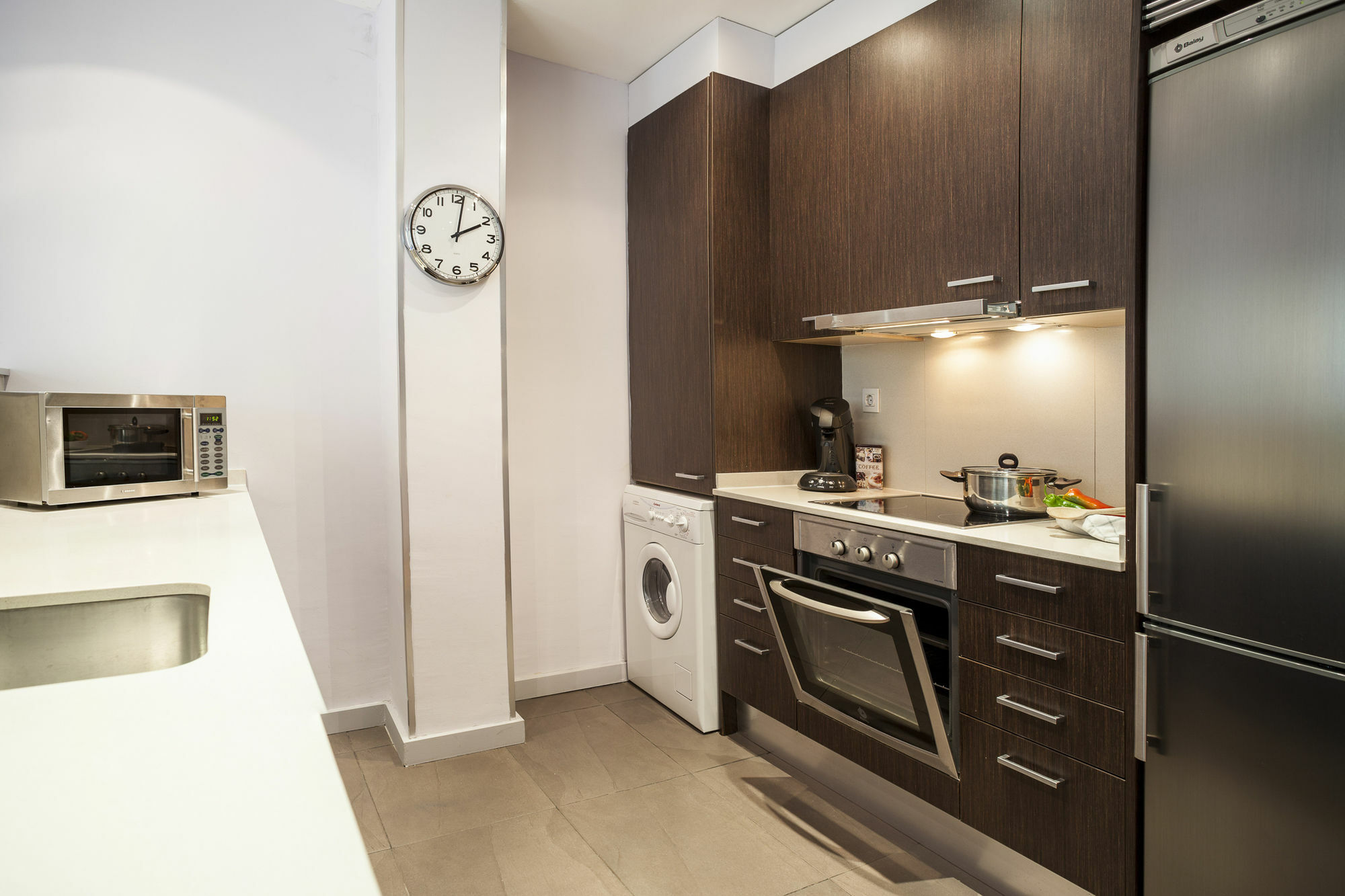 Short Stay Group Camp Nou Serviced Apartments Barcelona Exterior photo