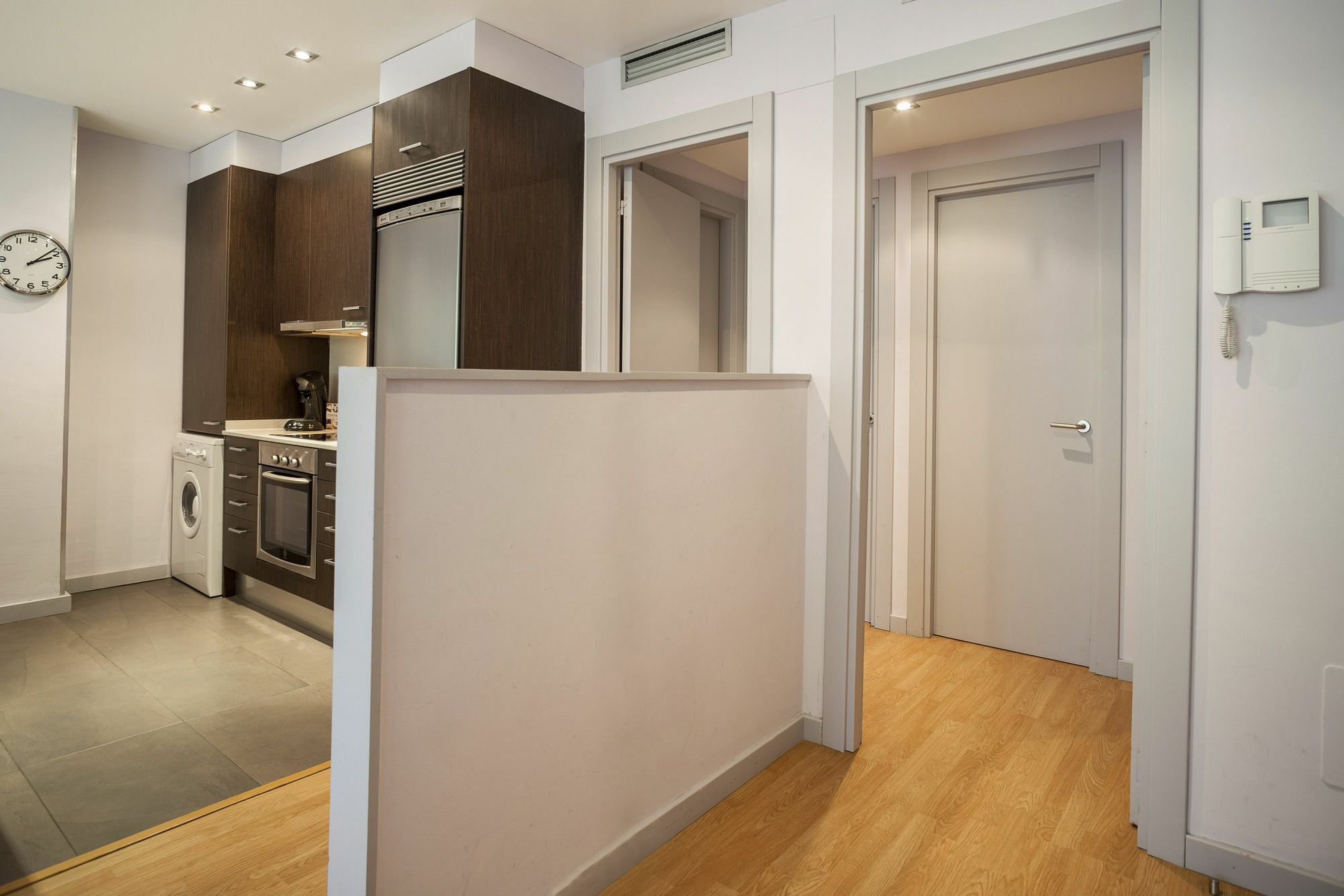 Short Stay Group Camp Nou Serviced Apartments Barcelona Exterior photo