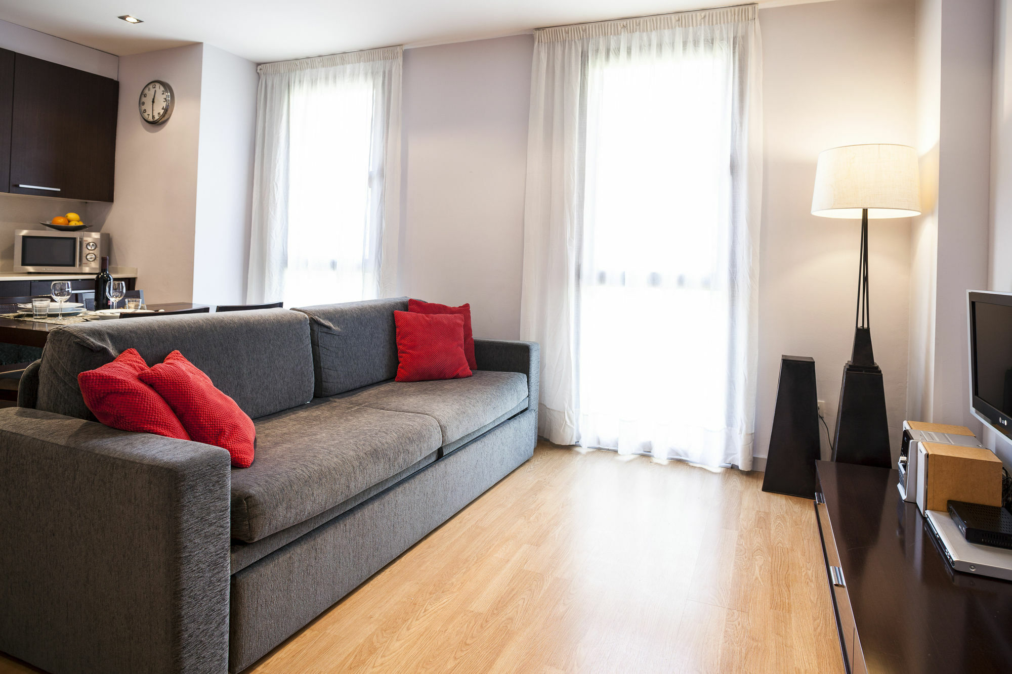 Short Stay Group Camp Nou Serviced Apartments Barcelona Exterior photo