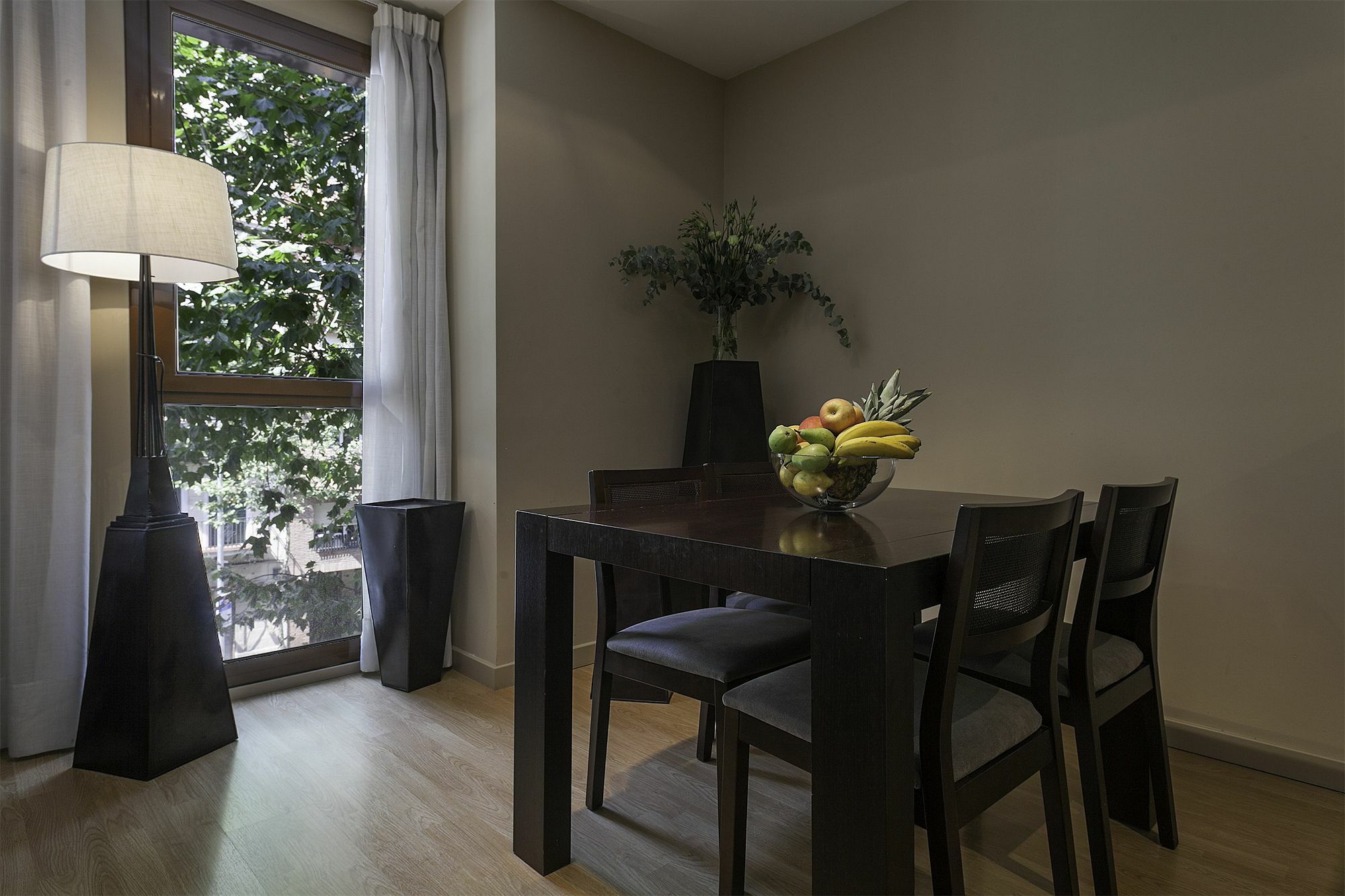 Short Stay Group Camp Nou Serviced Apartments Barcelona Exterior photo